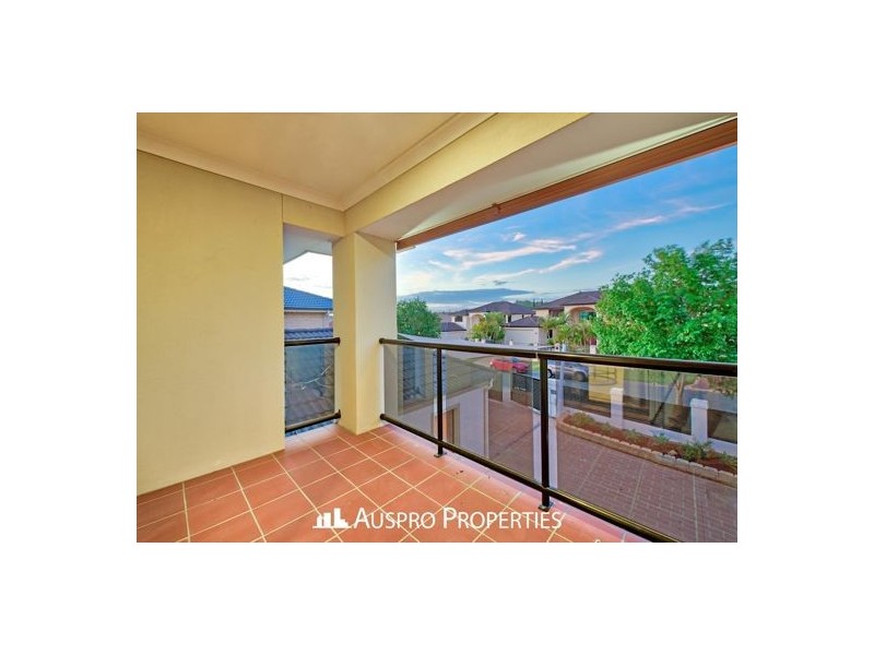 79 White Cedar Cct, Stretton QLD 4116