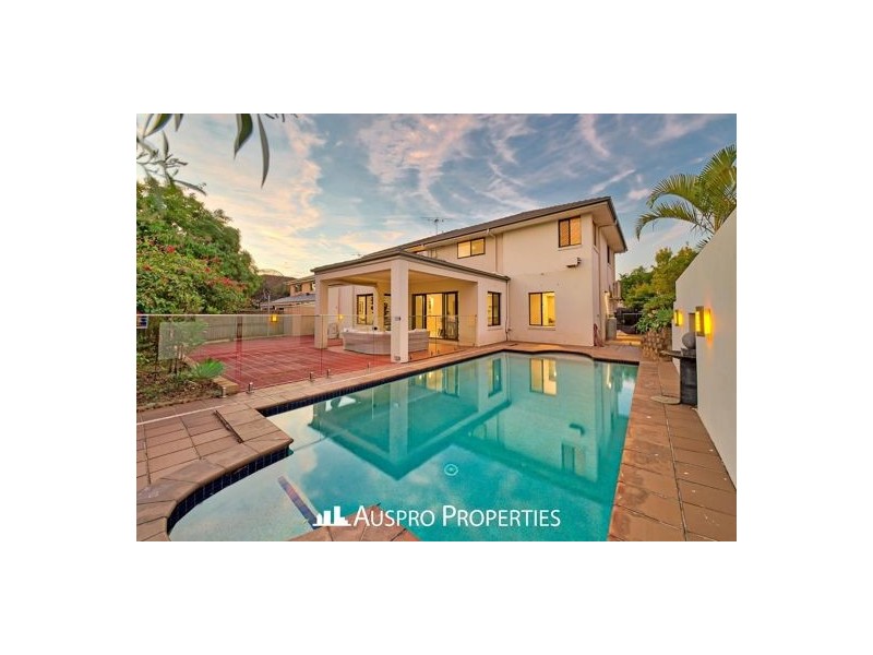 79 White Cedar Cct, Stretton QLD 4116