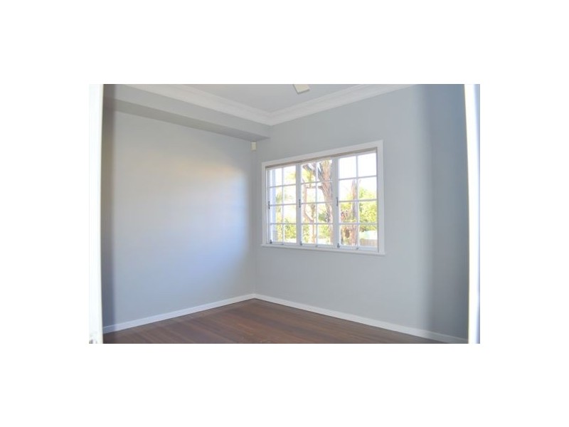 42 Lorinya St, Mansfield QLD 4122