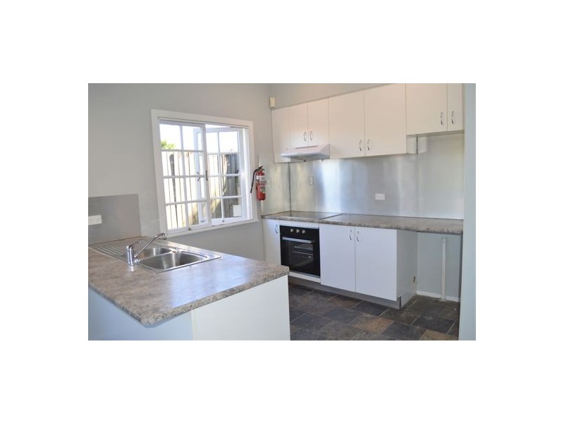 42 Lorinya St, Mansfield QLD 4122