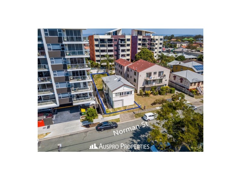 12 Norman St, Southport QLD 4215