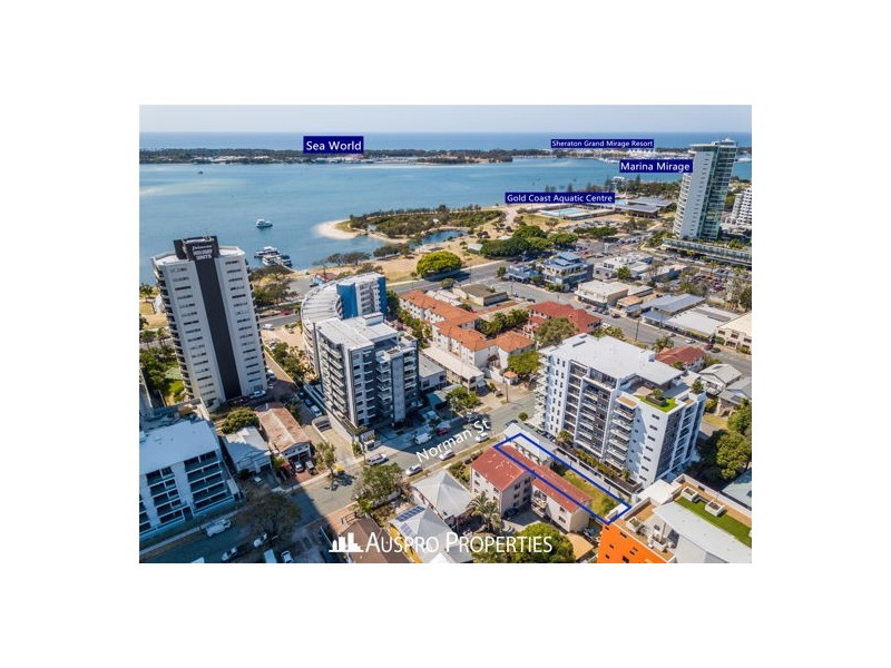 12 Norman St, Southport QLD 4215