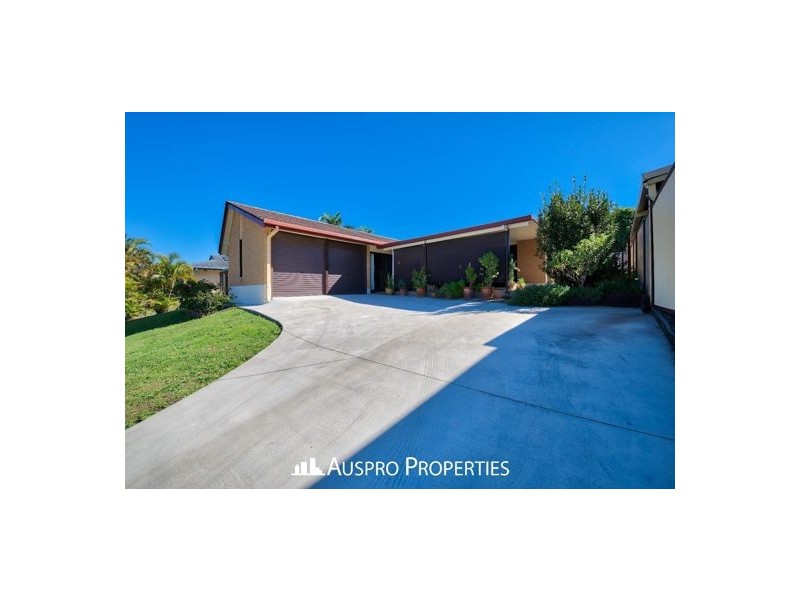 50 Greenmeadow Rd, Mansfield QLD 4122