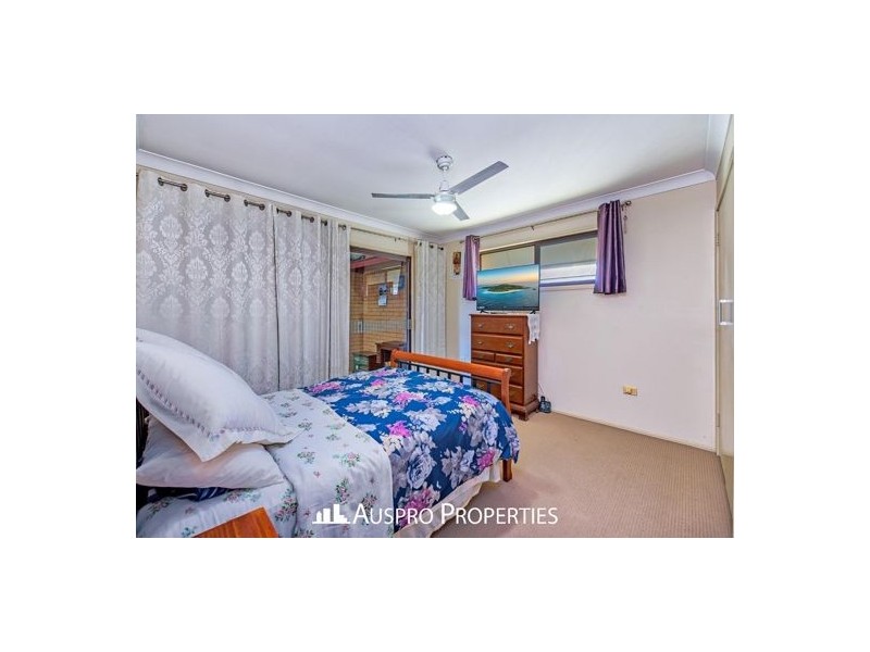 50 Greenmeadow Rd, Mansfield QLD 4122