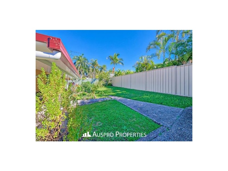 50 Greenmeadow Rd, Mansfield QLD 4122