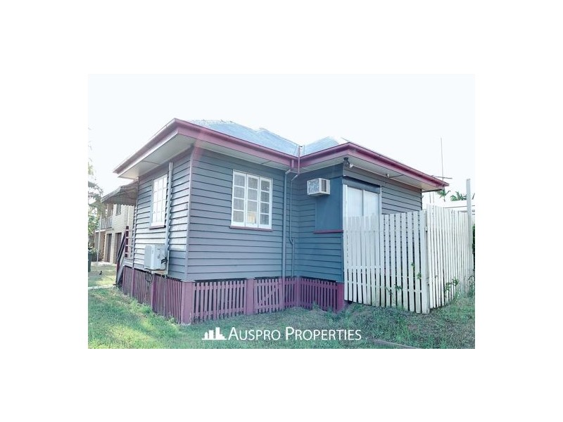 222 McCllough St, Sunnybank QLD 4109