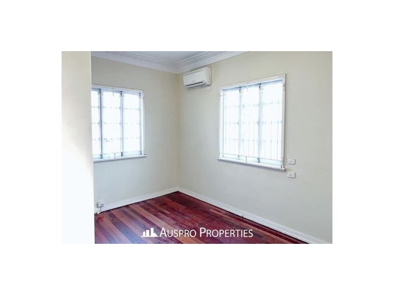 222 McCllough St, Sunnybank QLD 4109