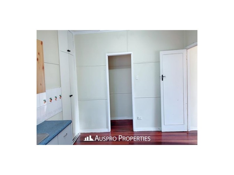 222 McCllough St, Sunnybank QLD 4109