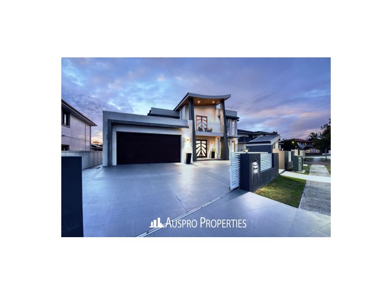 110 The Parkway, Stretton QLD 4116