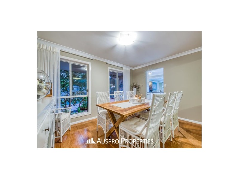 11 Cassia Pl, Stretton QLD 4116