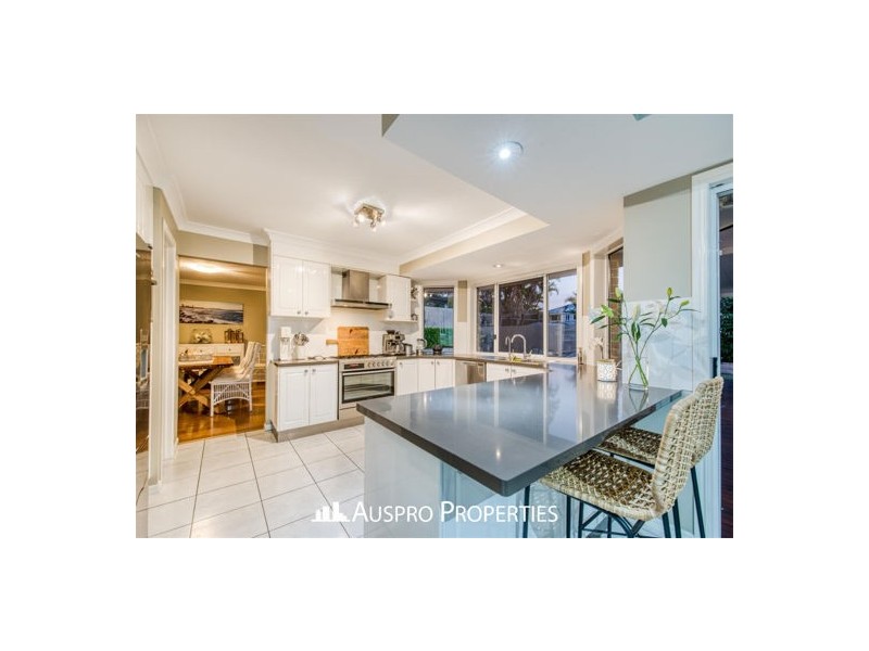 11 Cassia Pl, Stretton QLD 4116