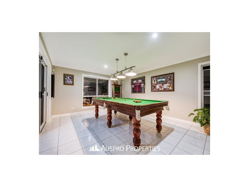 11 Cassia Pl, Stretton QLD 4116