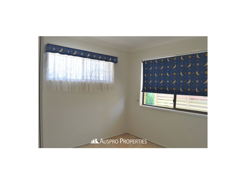 398 Warrigal Rd, Eight Mile Plains QLD 4113