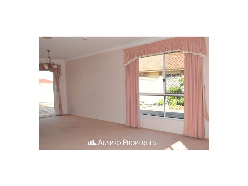 145 Ulinga Crescent, Parkinson QLD 4115