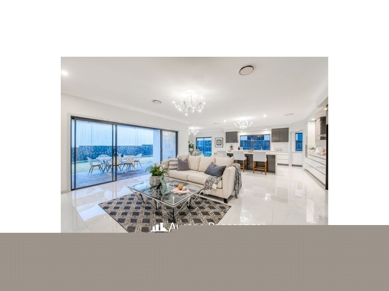 36 Hawthorn Circuit, Stretton QLD 4116