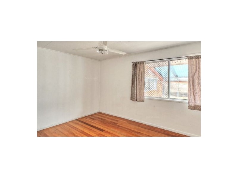 5 Warrigal Road, Runcorn QLD 4113