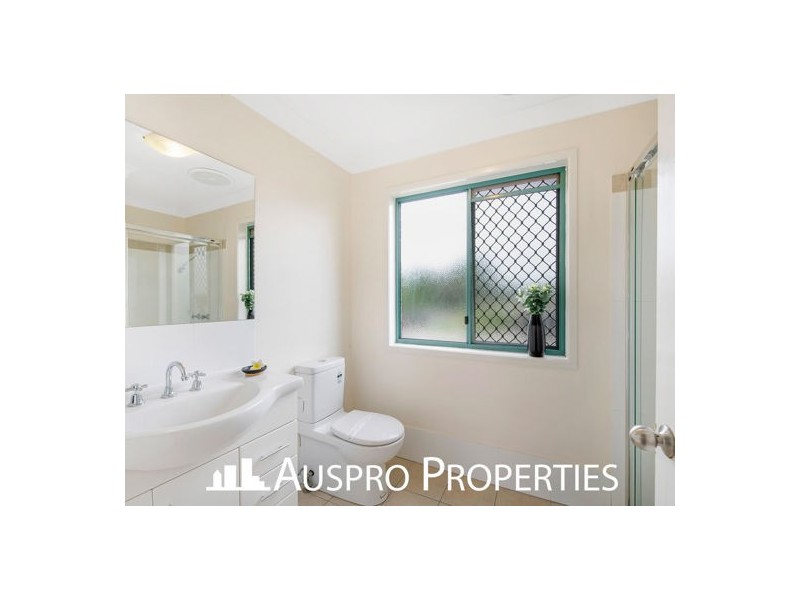 8 88 Ardargie  Street, Sunnybank QLD 4109