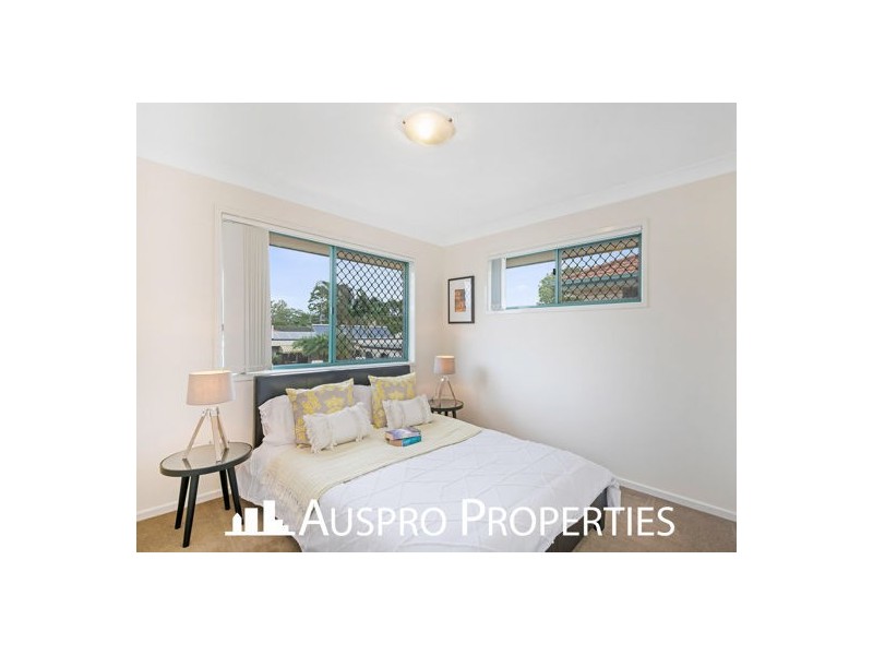 8 88 Ardargie  Street, Sunnybank QLD 4109