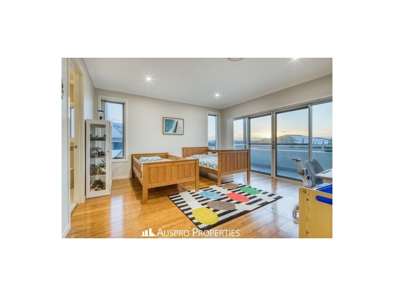 156 Hawthorn Circuit, Stretton QLD 4116