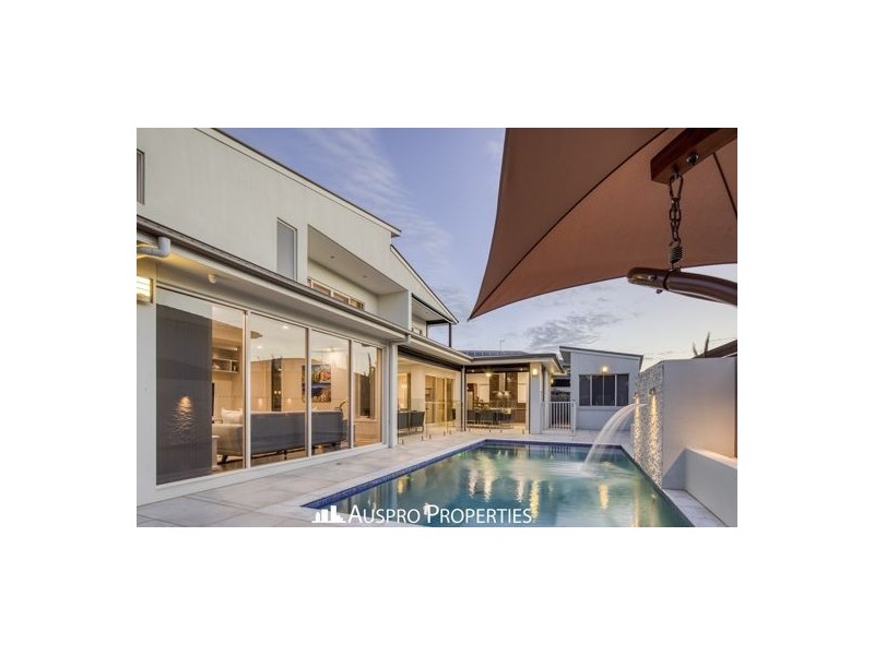 156 Hawthorn Circuit, Stretton QLD 4116