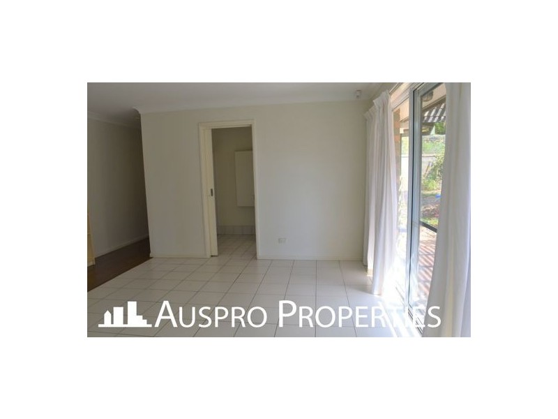 18 Firthshire Street, Mansfield QLD 4122