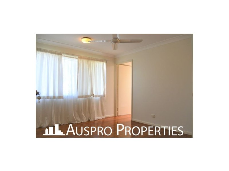 18 Firthshire Street, Mansfield QLD 4122