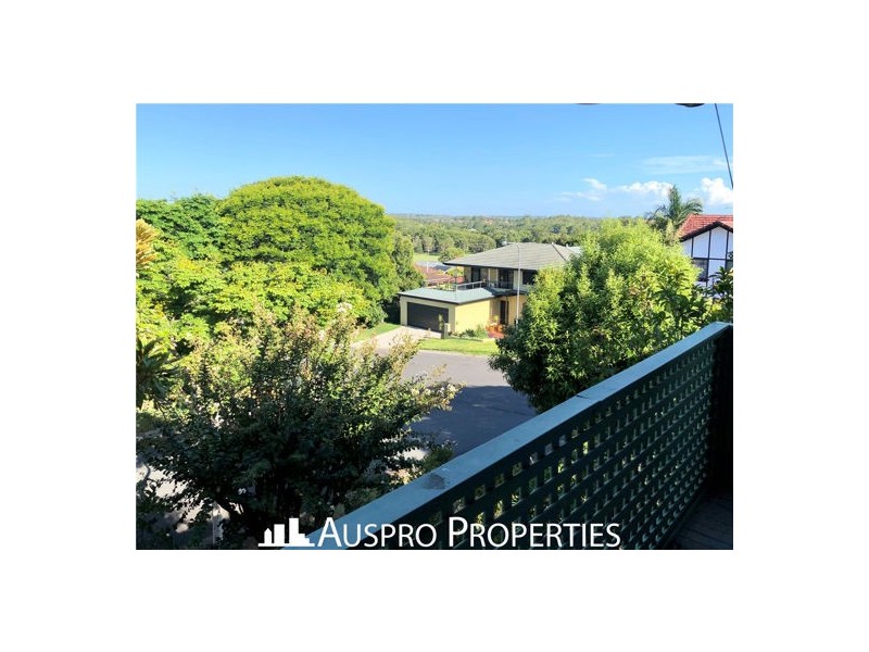 18 Firthshire Street, Mansfield QLD 4122