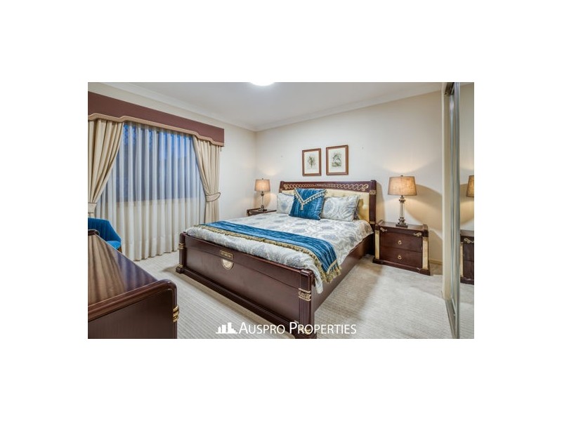 79 The Parkway, Stretton QLD 4116