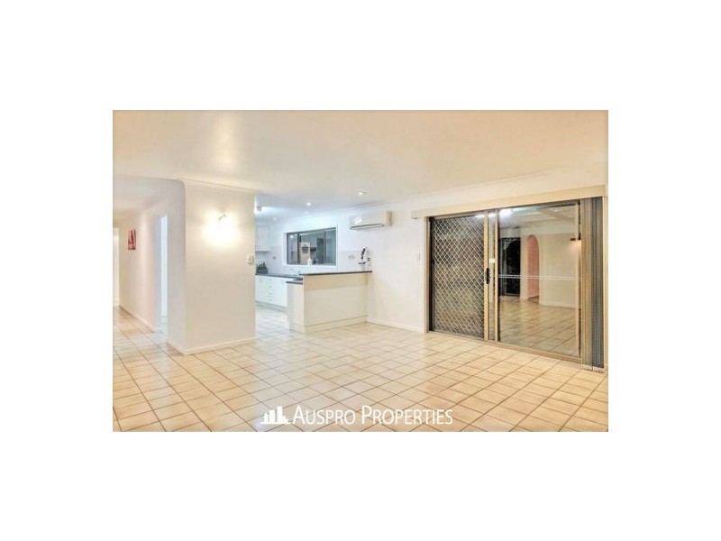 80 Underwood Rd, Eight Mile Plains QLD 4113