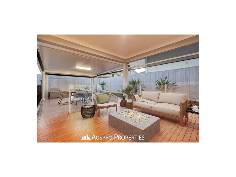 27 Peachtree Pl, Stretton QLD 4116