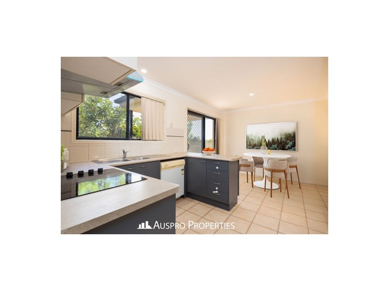 25/25 Buckingham Pl, Eight Mile Plains QLD 4113
