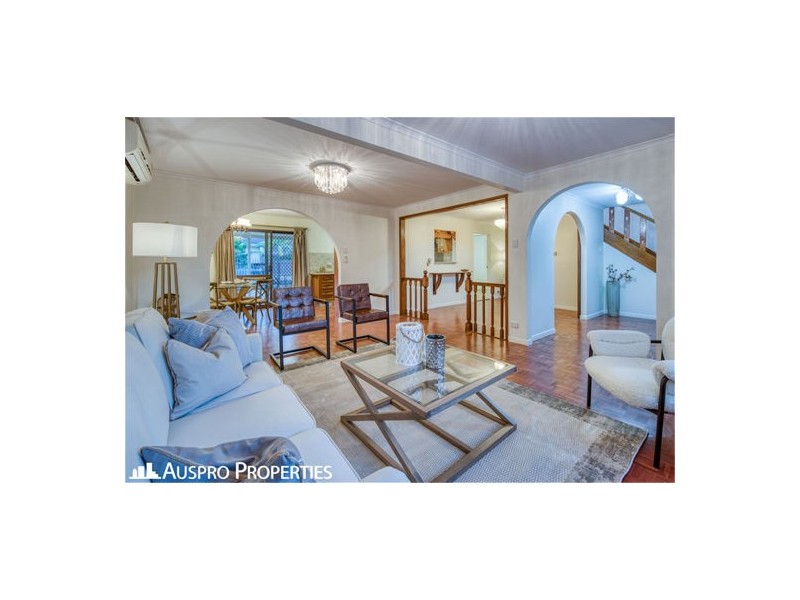 5 Lomandra Street, Robertson QLD 4109