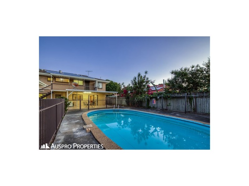 5 Lomandra Street, Robertson QLD 4109