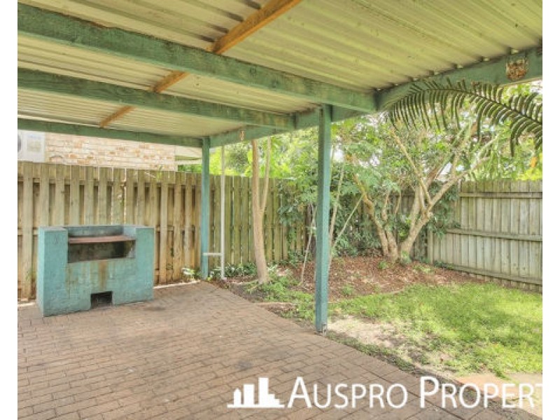 8 Benbek Circuit, Sunnybank Hills QLD 4109