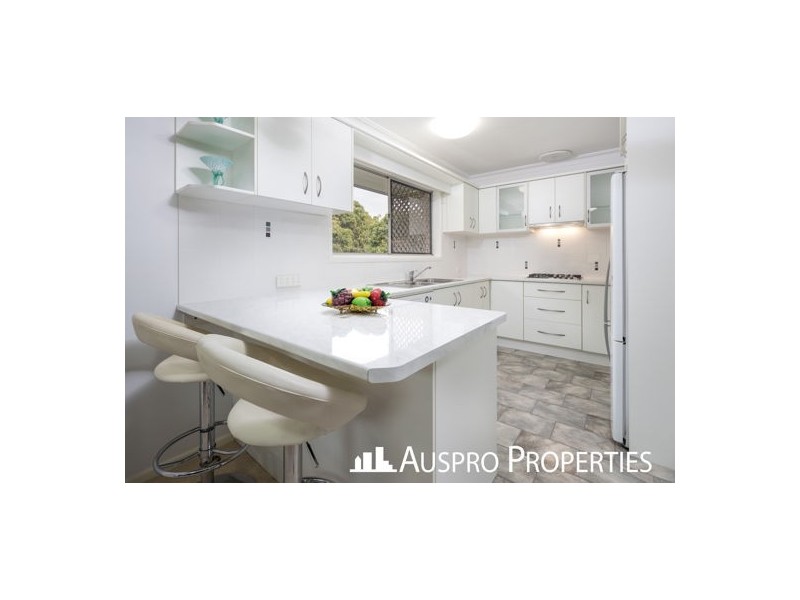 30 Darlington St, Macgregor QLD 4109