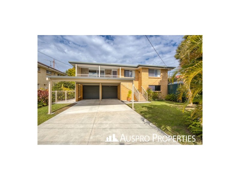 30 Darlington St, Macgregor QLD 4109