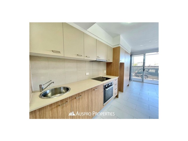 25 Park Rd, Yeronga QLD 4104