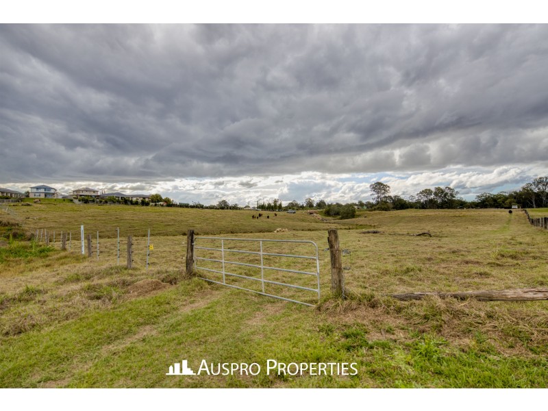 34-48 Moloney Rd, Loganlea QLD 4131