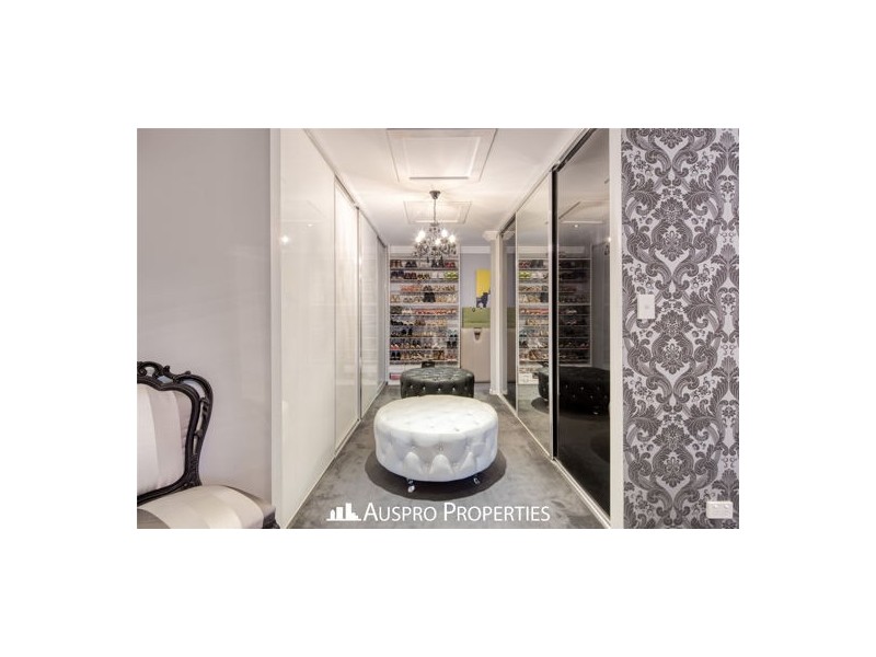 4 Thulimbah Street, Coopers Plains QLD 4108