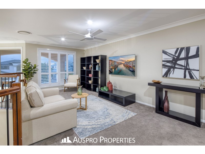 107 Hawthorn Circuit, Stretton QLD 4116