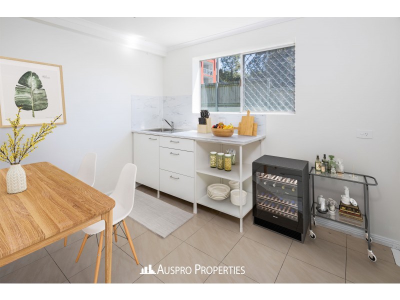 12 Le Grand Street, Macgregor QLD 4109