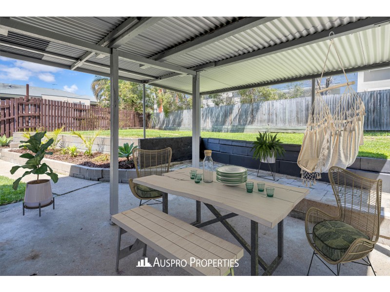 12 Le Grand Street, Macgregor QLD 4109