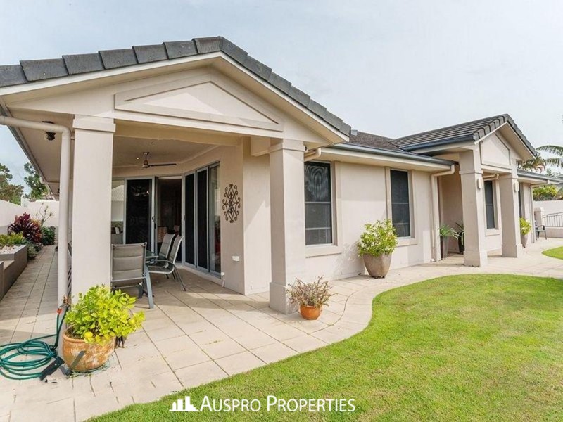 11 Penson St, Stretton QLD 4116