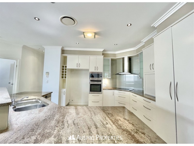 11 Penson St, Stretton QLD 4116