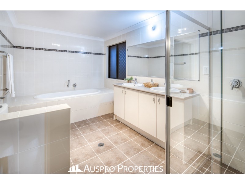 62 Birchwood Pl, Stretton QLD 4116