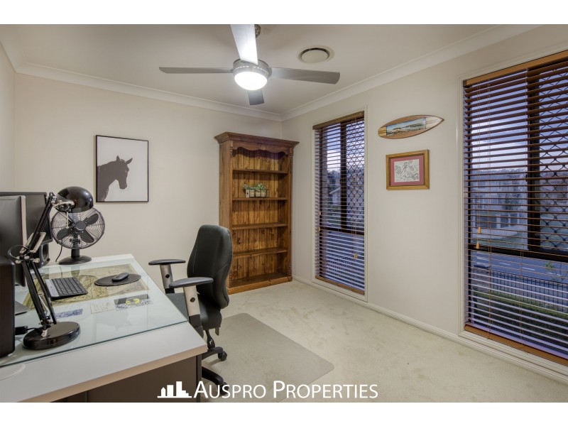 62 Birchwood Pl, Stretton QLD 4116