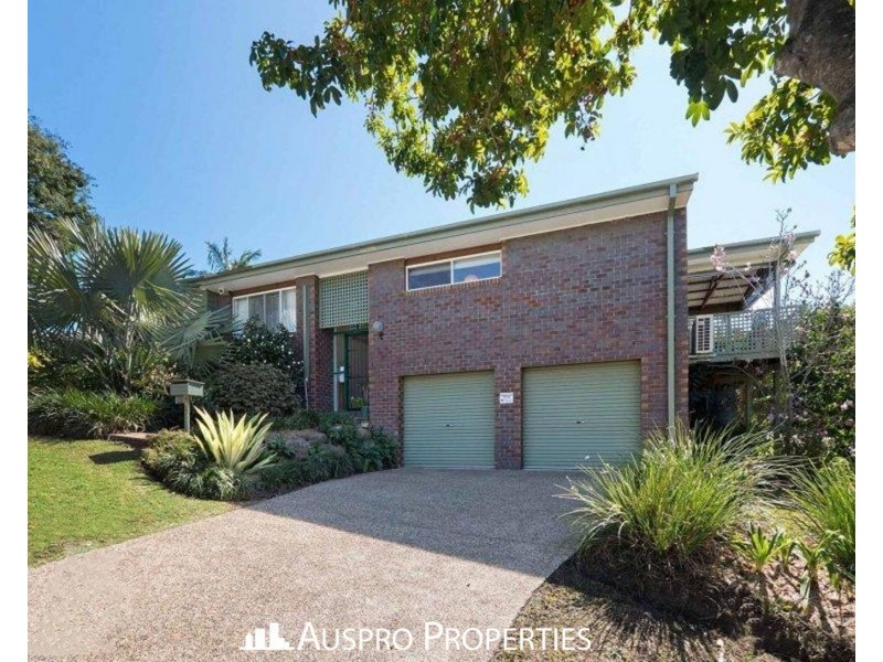 18 Firthshire Street, Mansfield QLD 4122