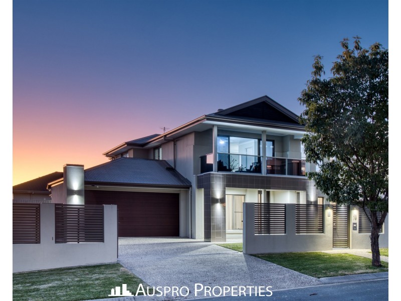 79 Hawthorn Circuit, Stretton QLD 4116