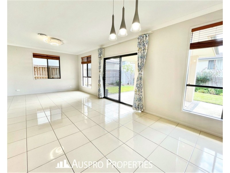 41 Kookaburra Circuit, Rochedale QLD 4123