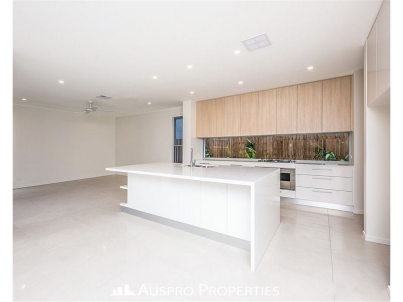 67 Ascent St, Rochedale QLD 4123